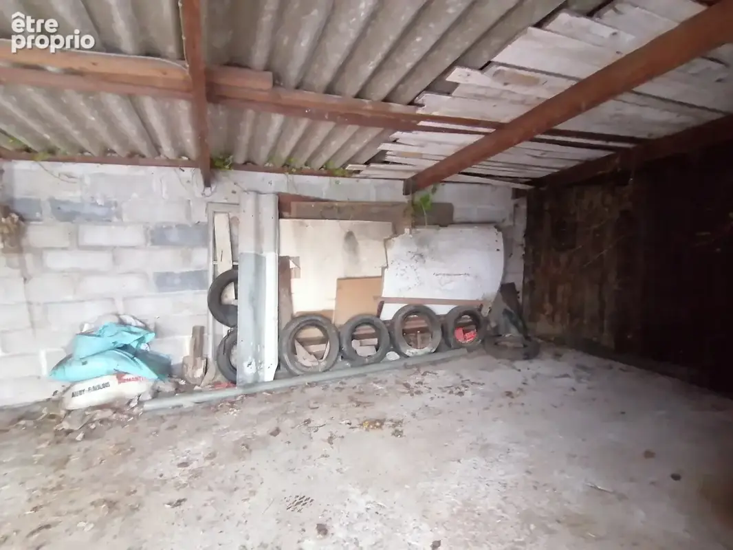 Bâtiment avec terrain - photo 2