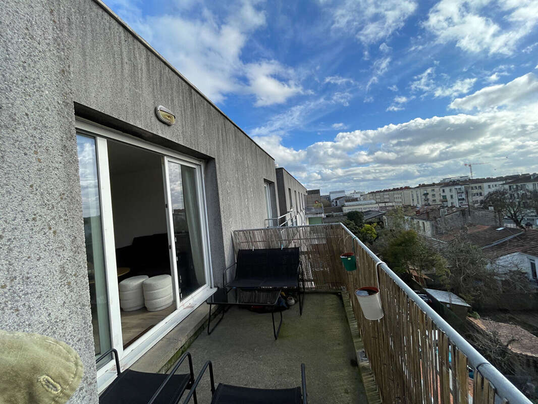 Appartement à BORDEAUX