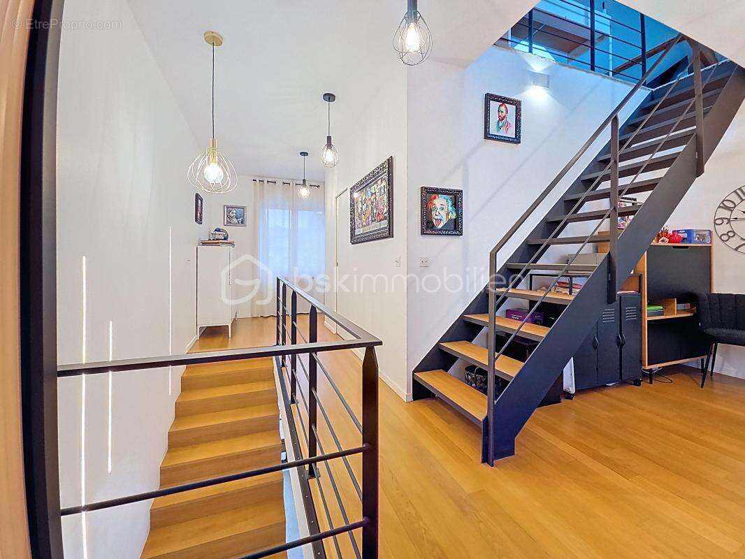 Maison à ROSNY-SOUS-BOIS