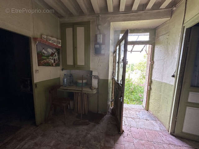 Maison à POUQUES-LORMES