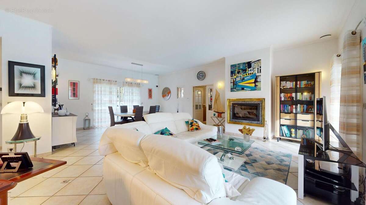 Photo 3 - Maison à MARTIGNAS-SUR-JALLE