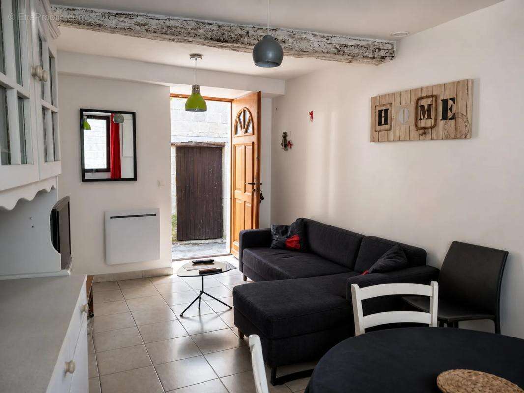 Appartement à MALAUCENE