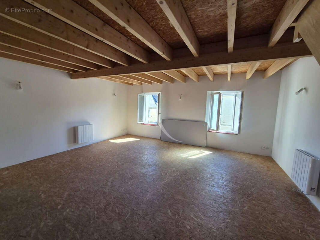 Immeuble Doue En Anjou 6 pièce(s) - photo 15