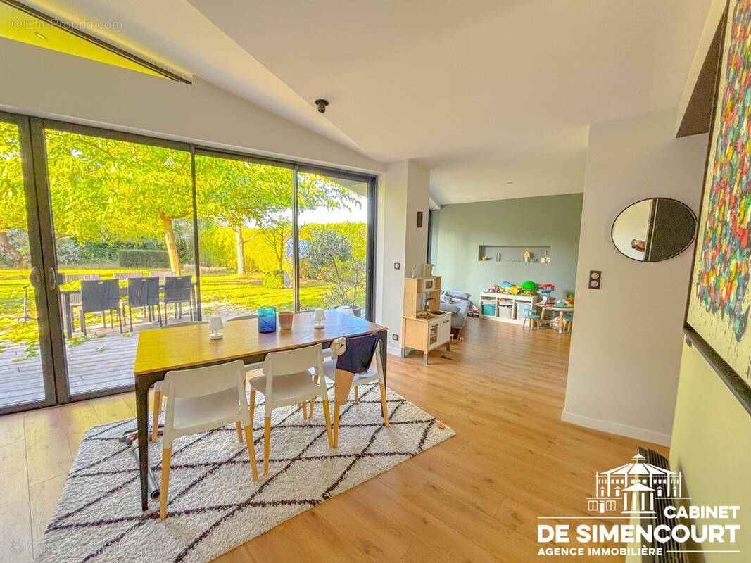 Maison à SAINT-FUSCIEN