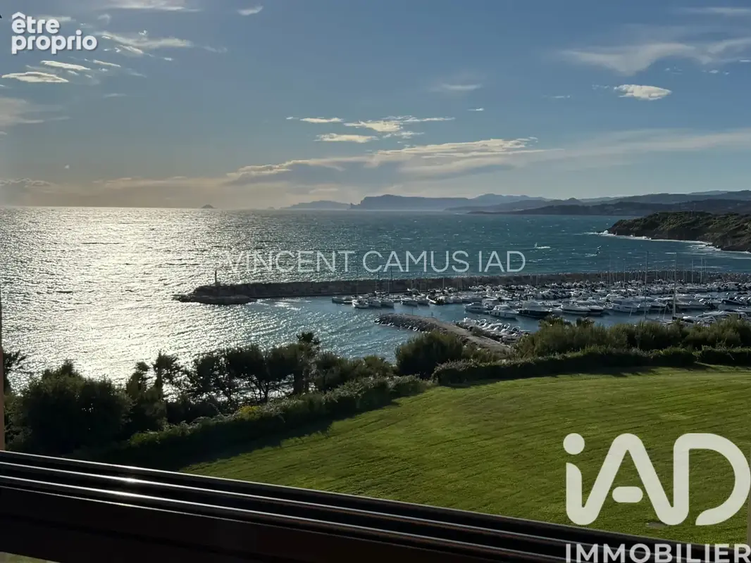 Photo 1 - Appartement à SIX-FOURS-LES-PLAGES