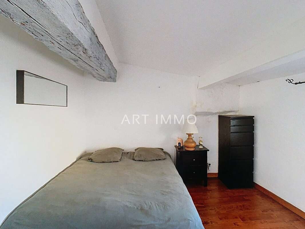 Appartement à L'ISLE-SUR-LA-SORGUE