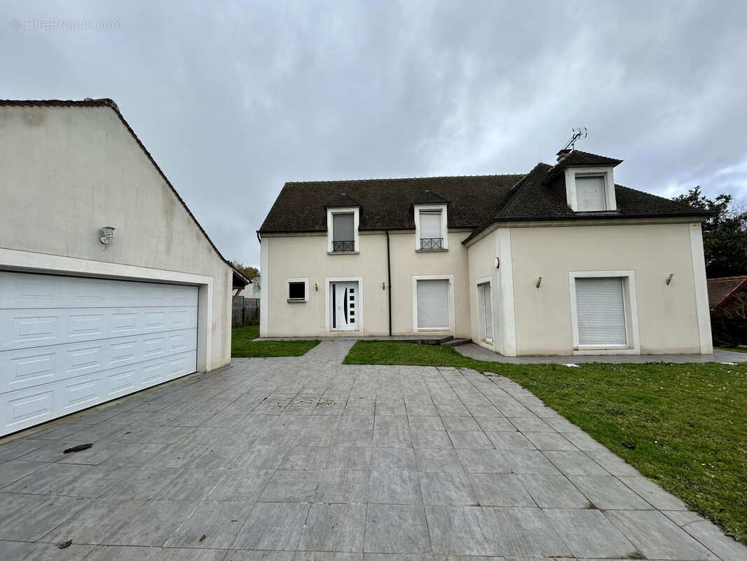 Maison à GOUVERNES