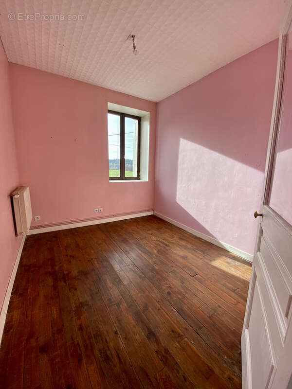 Appartement à SAINT-REGIS-DU-COIN