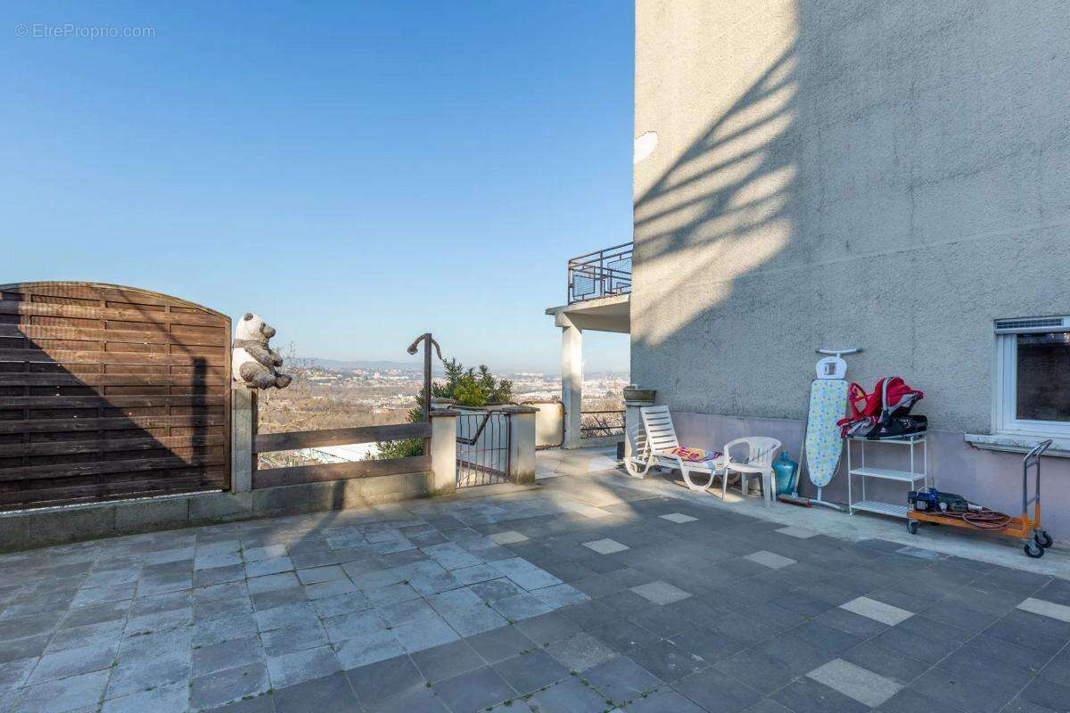 Appartement à FEYZIN