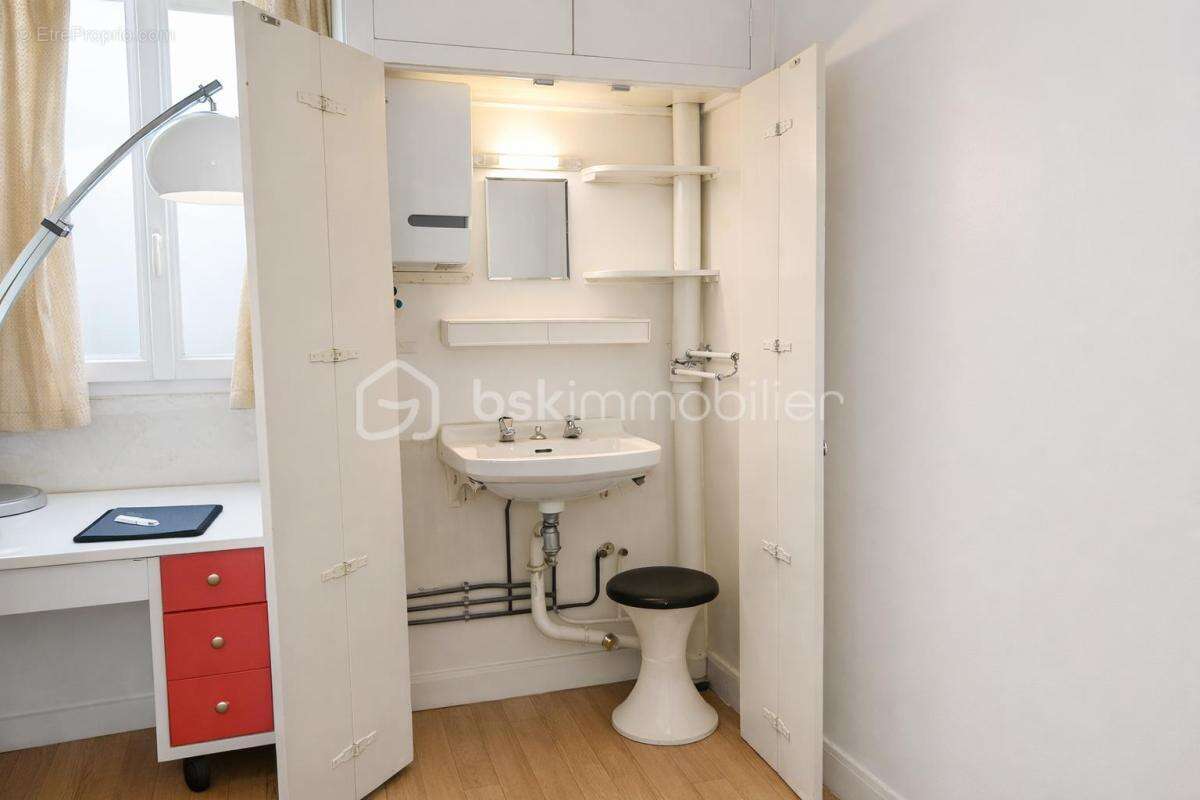 Paris 14ème Alésia dans un immeuble de standing - superbe 5 pièces avec balcons, chambre de service et 2 caves - photo 26
