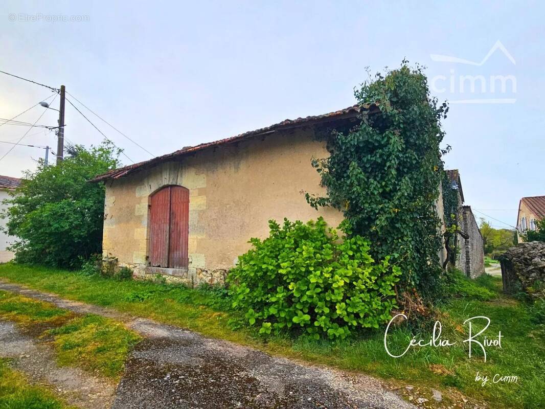 Maison à EYRANS