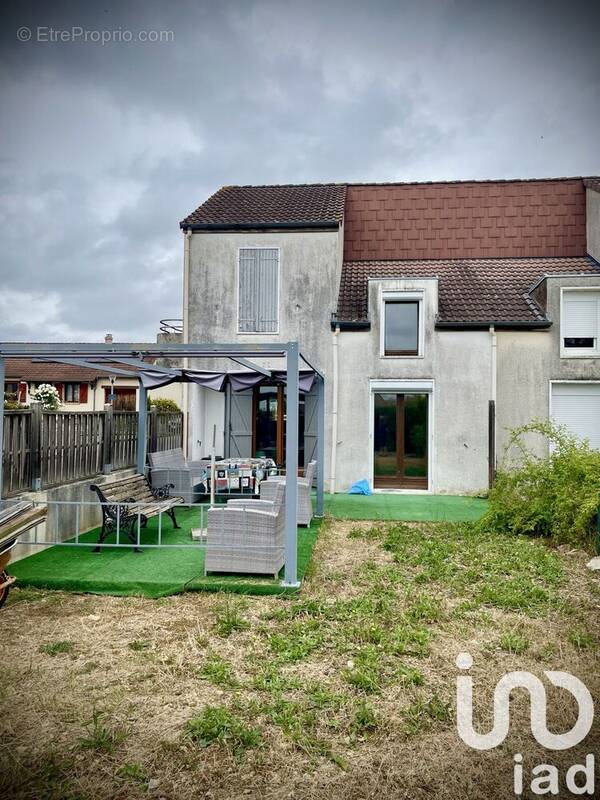 Photo 1 - Maison à SAINT-GERMAIN-DU-PUY