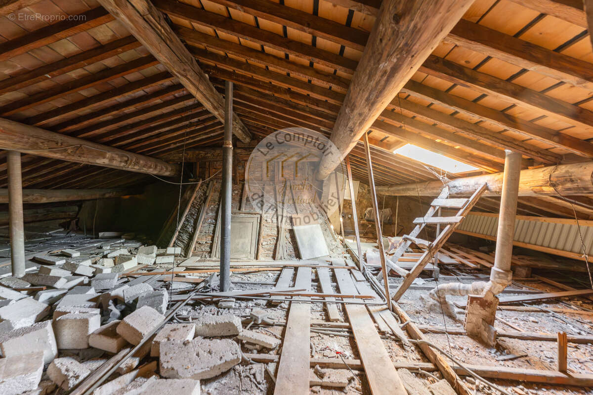 Appartement à MARSEILLE-6E