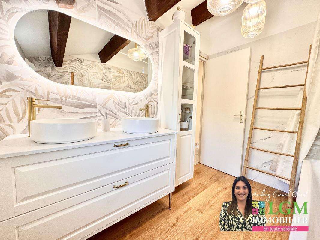 Maison à SAINT-JEAN-DE-VEDAS