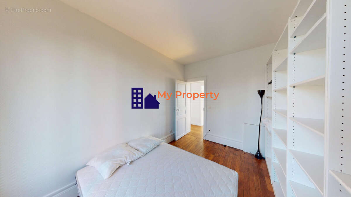 Appartement à HOUILLES