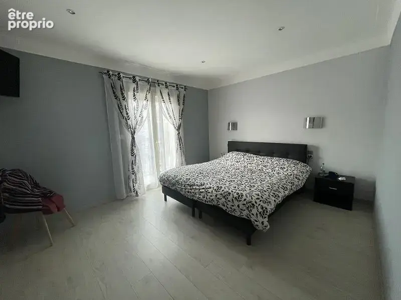 Maison 131 m² à Latour-Bas-Elne  - photo 9