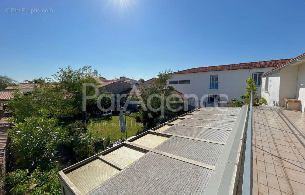 Maison à SAINT-JUST-LUZAC