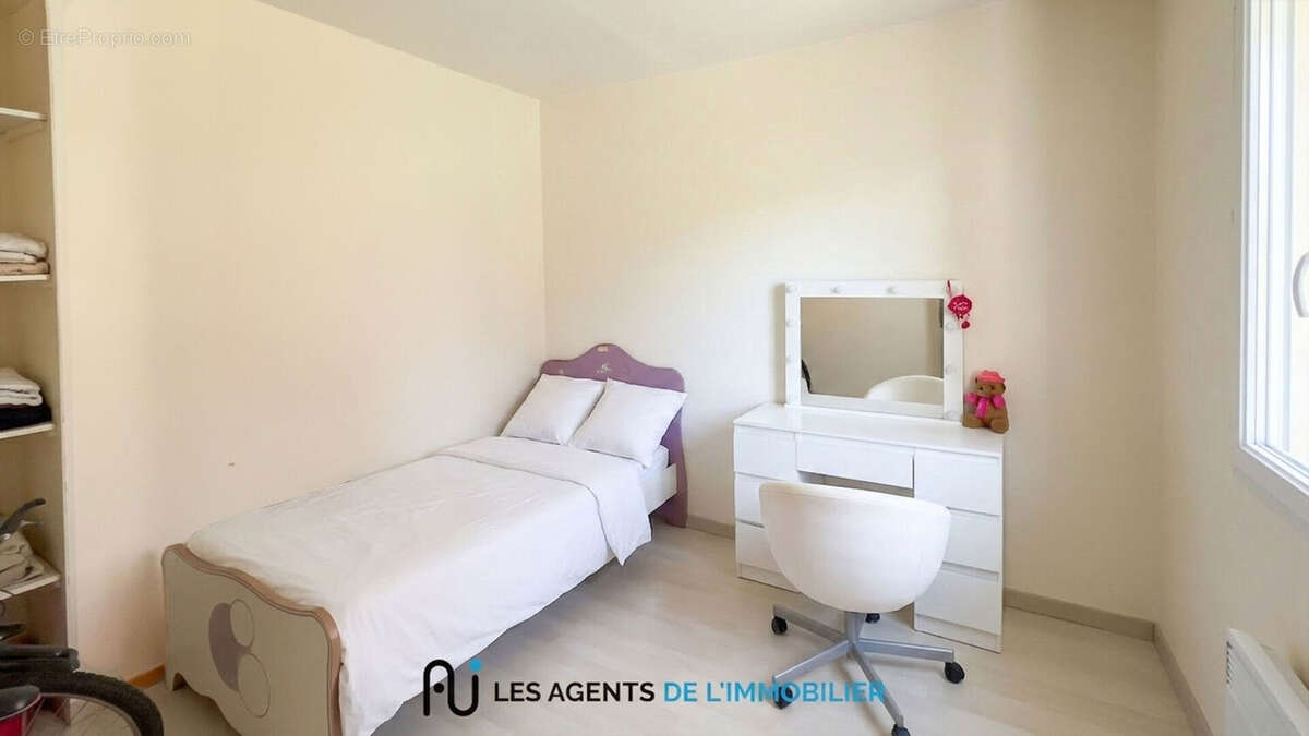 Appartement à NANTERRE