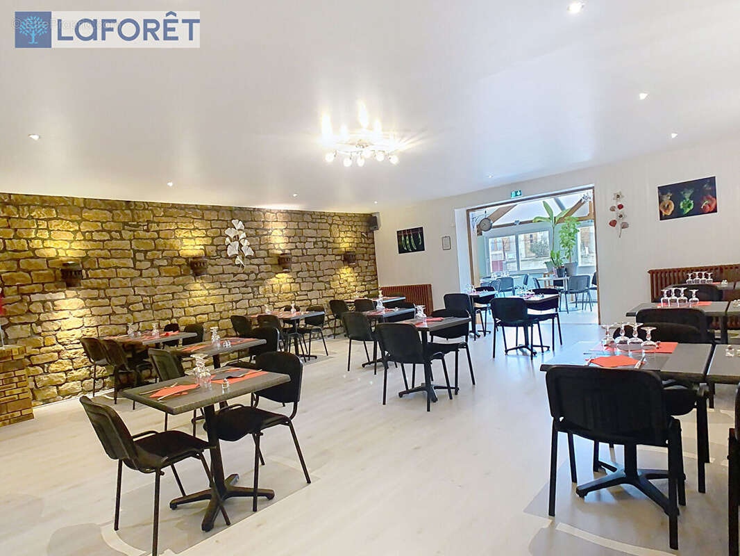 Commerce à VAL-DE-MEUSE