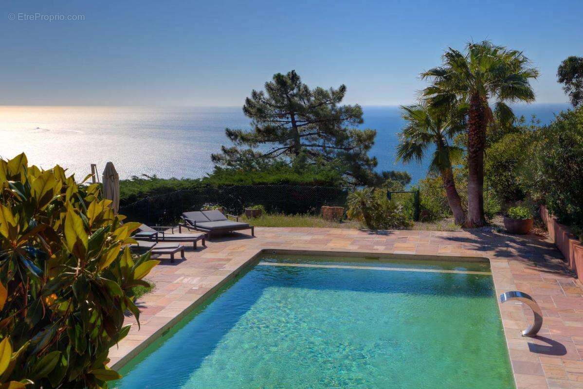 Maison à THEOULE-SUR-MER