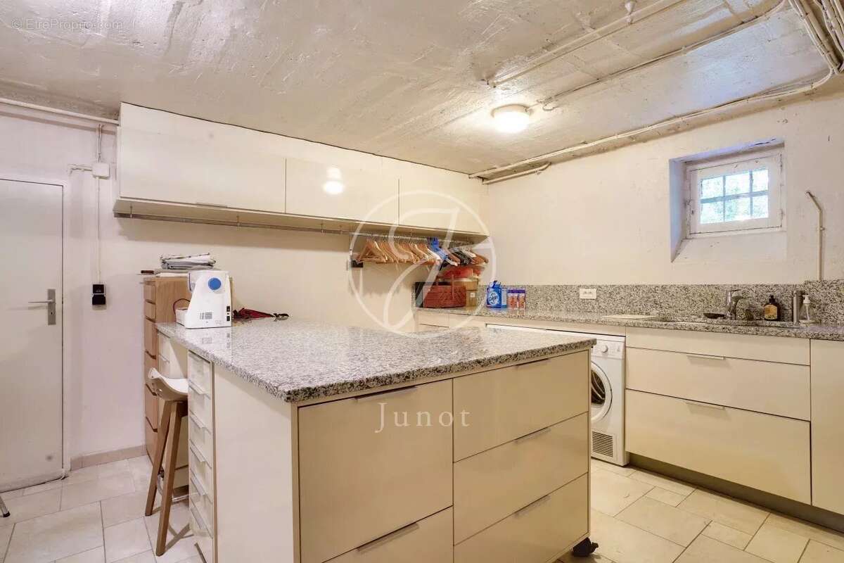 Maison à MAISONS-LAFFITTE