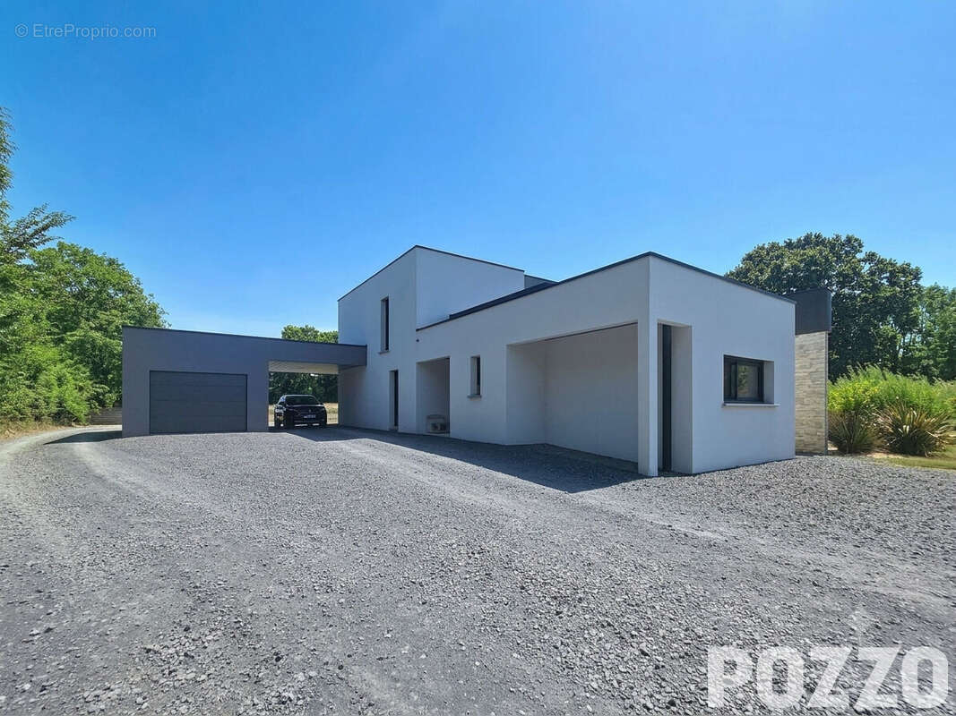 A vendre: Maison contemporaine à Quettreville Sur Sienne- à 8 kms de la mer- sans aucun voisinage - photo 16