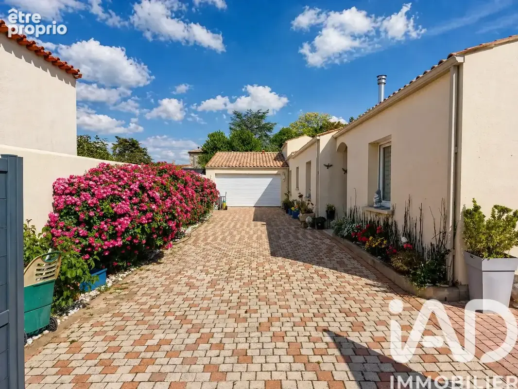 Photo 1 - Maison à SAINTE-SOULLE