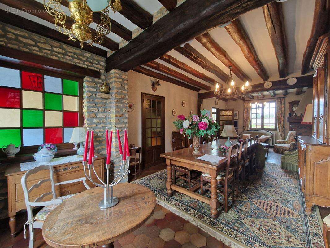 Maison 179 m² à Sainville  - photo 6