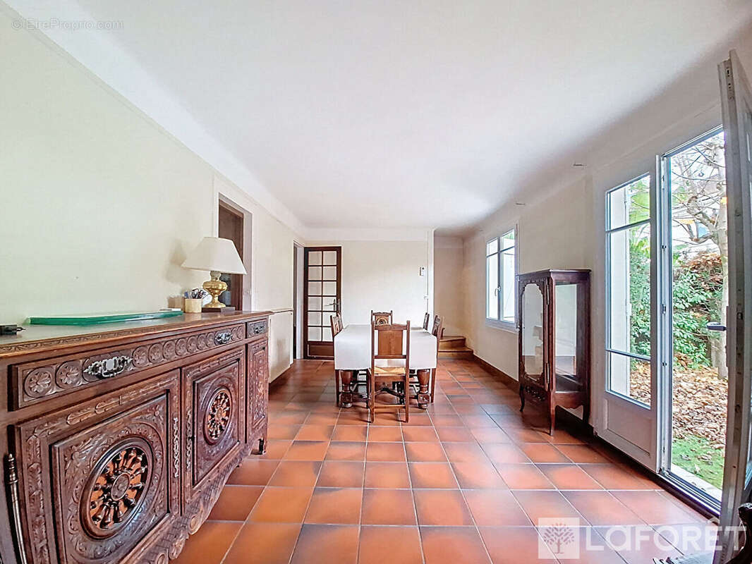 Maison à VILLIERS-SUR-MARNE