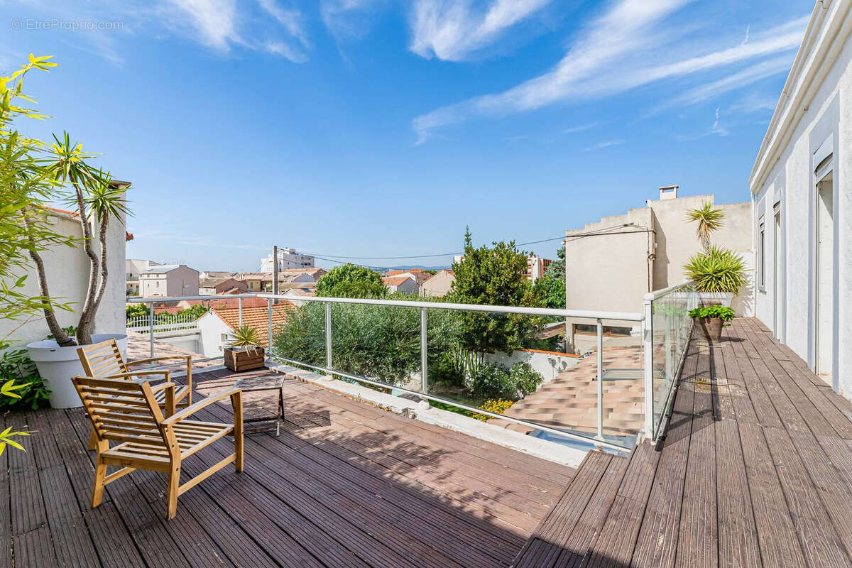 Maison à MARSEILLE-8E