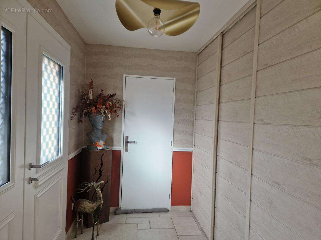 Maison à CONNERRE