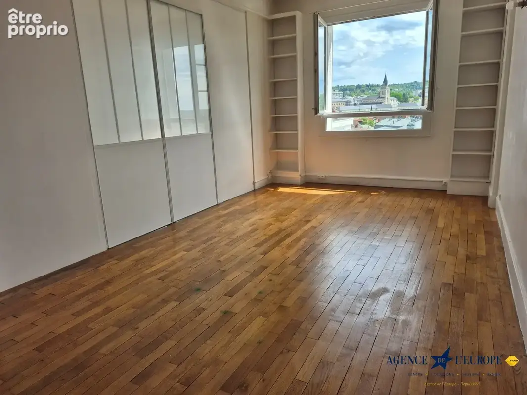 Appartement 70 m² à Vichy  - photo 3