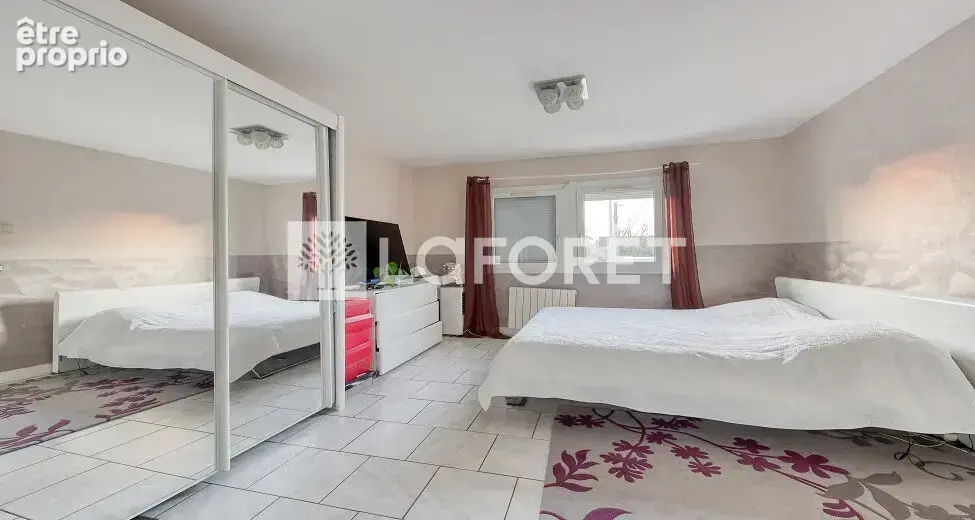 Maison à vendre à Roissy En Brie 7 pièce(s) 134m2 - photo 5