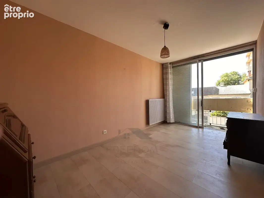 Joli appartement de type 3 traversant - garage - cave - a raffraichir - photo 7