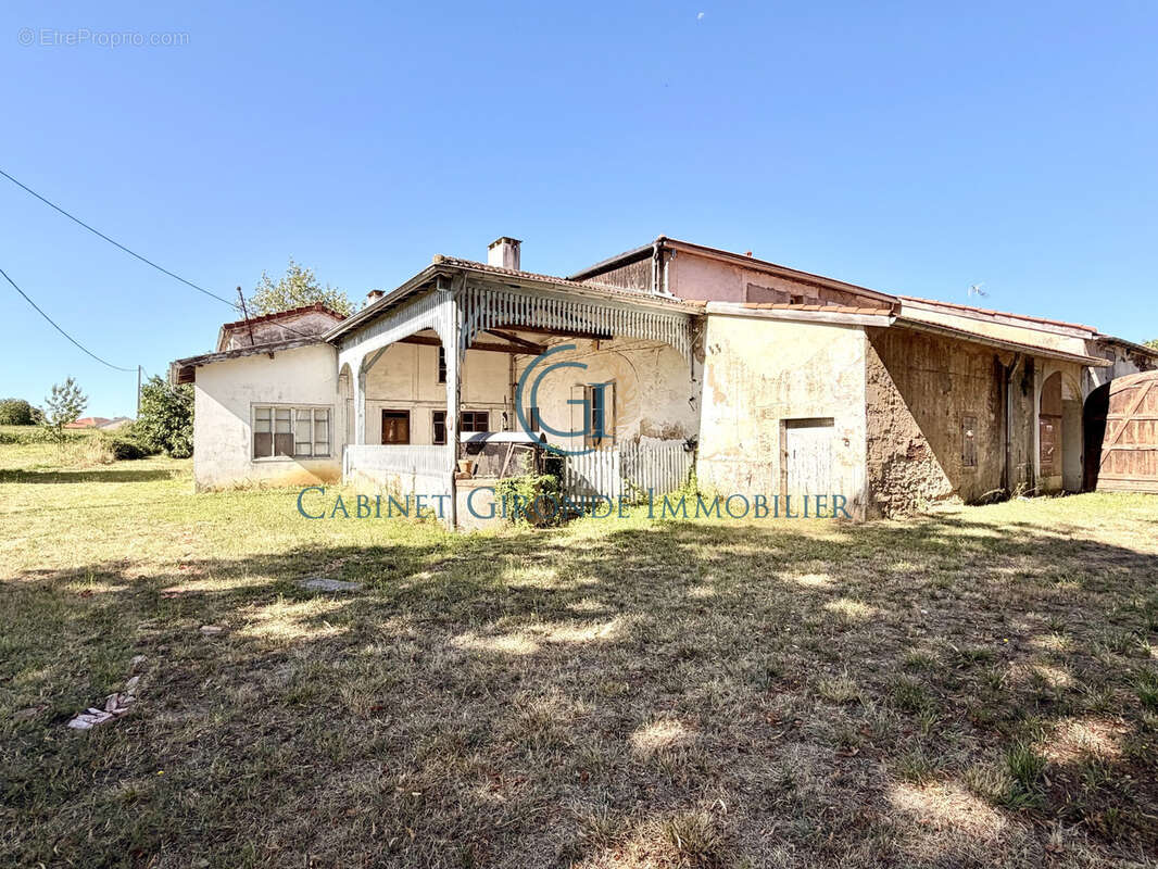 Loupiac de la reole maison pierre 3 chambres bureau dependances terrain 2000 m2 - photo 12