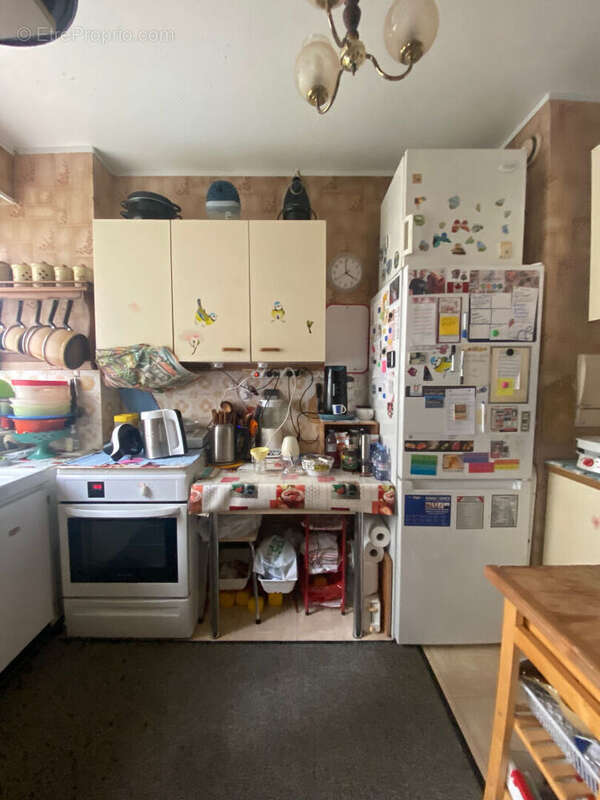 Appartement à COURBEVOIE