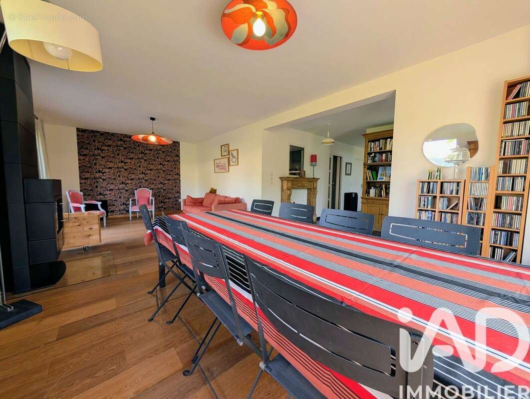 Photo 4 - Maison à SAINT-GONDRAN