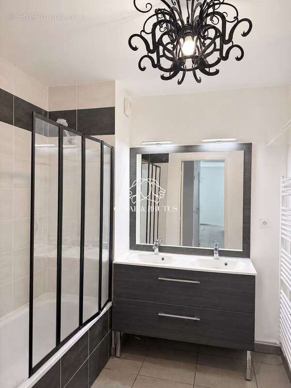 Appartement 78 m² à Lyon-7e  - photo 8