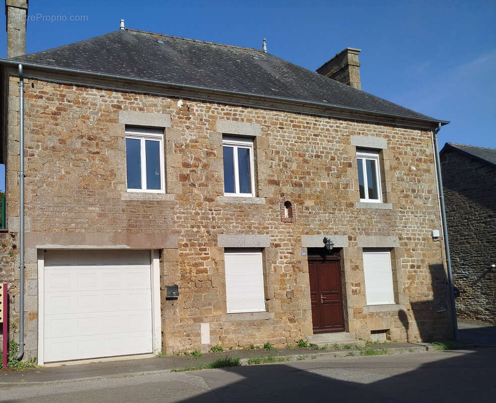 Maison à LARCHAMP