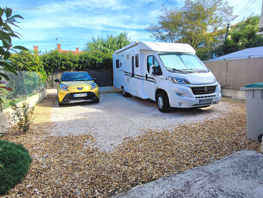 Appartement à SIX-FOURS-LES-PLAGES