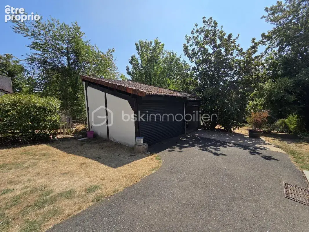 Magnifique Corps de ferme de 222m³ avec piscine et dépendances - photo 24