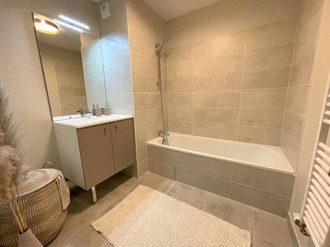 Appartement à SAINT-ORENS-DE-GAMEVILLE