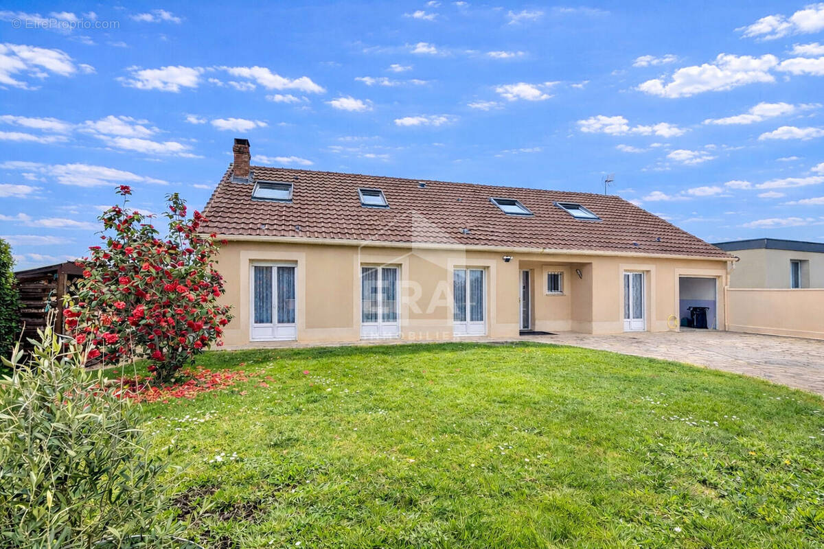 Maison à BALLANCOURT-SUR-ESSONNE