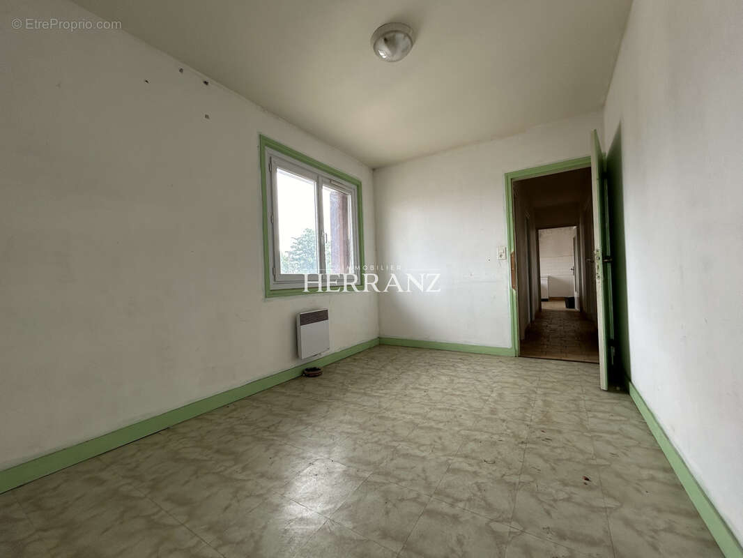 Appartement à GALGON