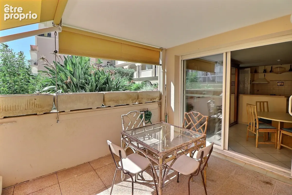 Appartement à HYERES