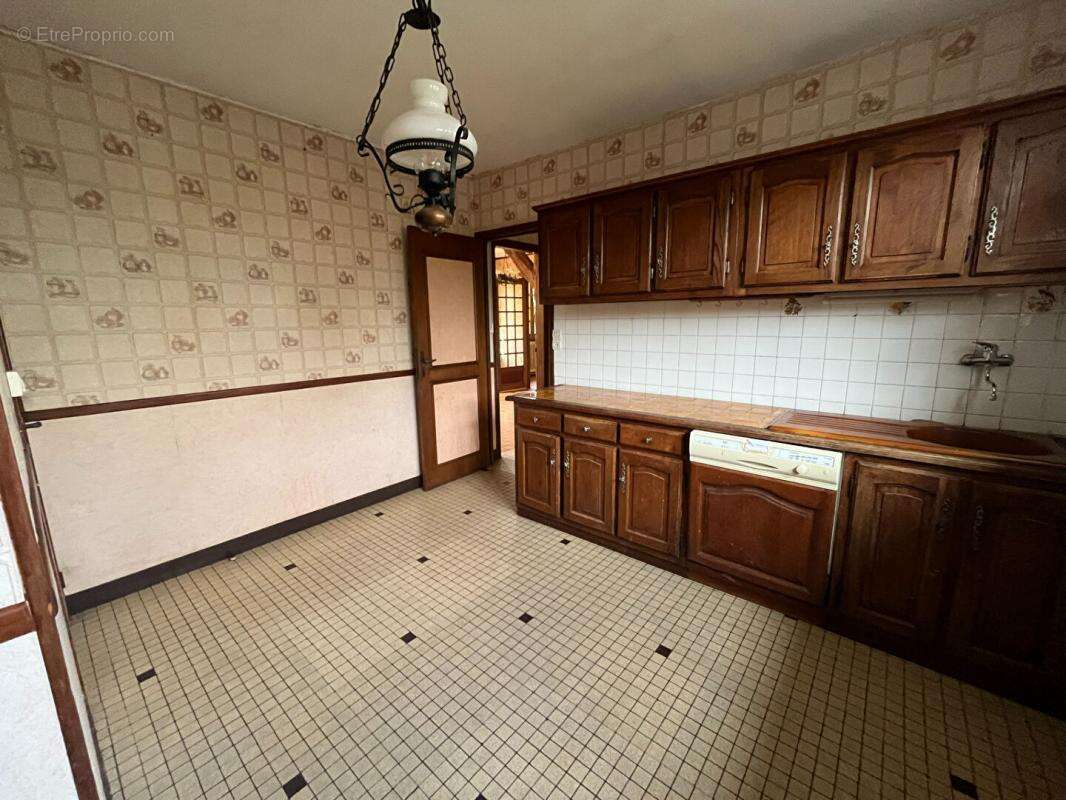 Maison à CUY-SAINT-FIACRE