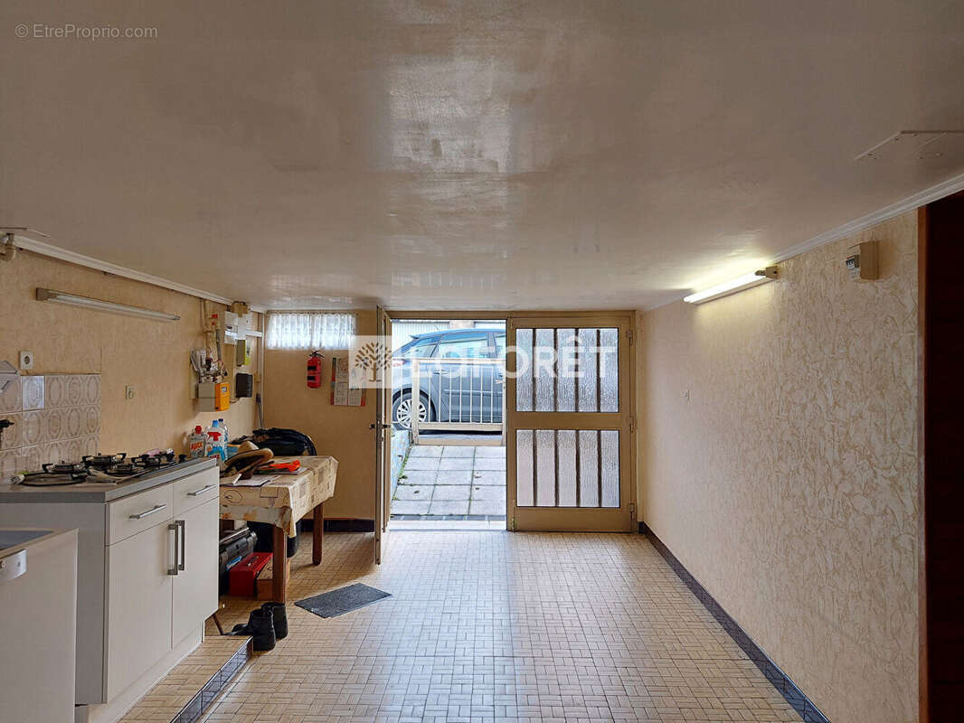 Maison à AUDUN-LE-TICHE