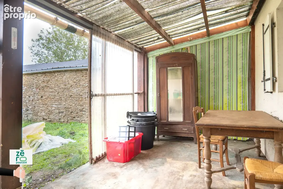 Maison à rénover au Champ-Saint-Père   Centre-bourg, jardin clos de murs, dépendance et potentiel de 2 chambre - photo 15
