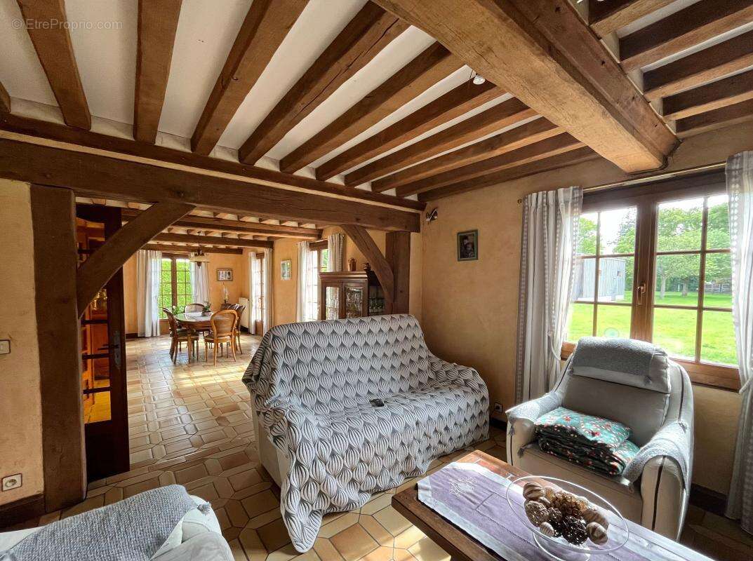 Maison à BIEVILLE-QUETIEVILLE