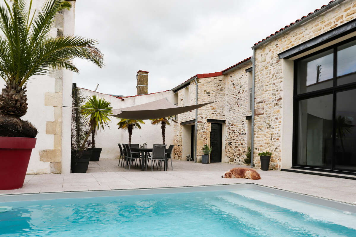 Maison à MORNAC-SUR-SEUDRE